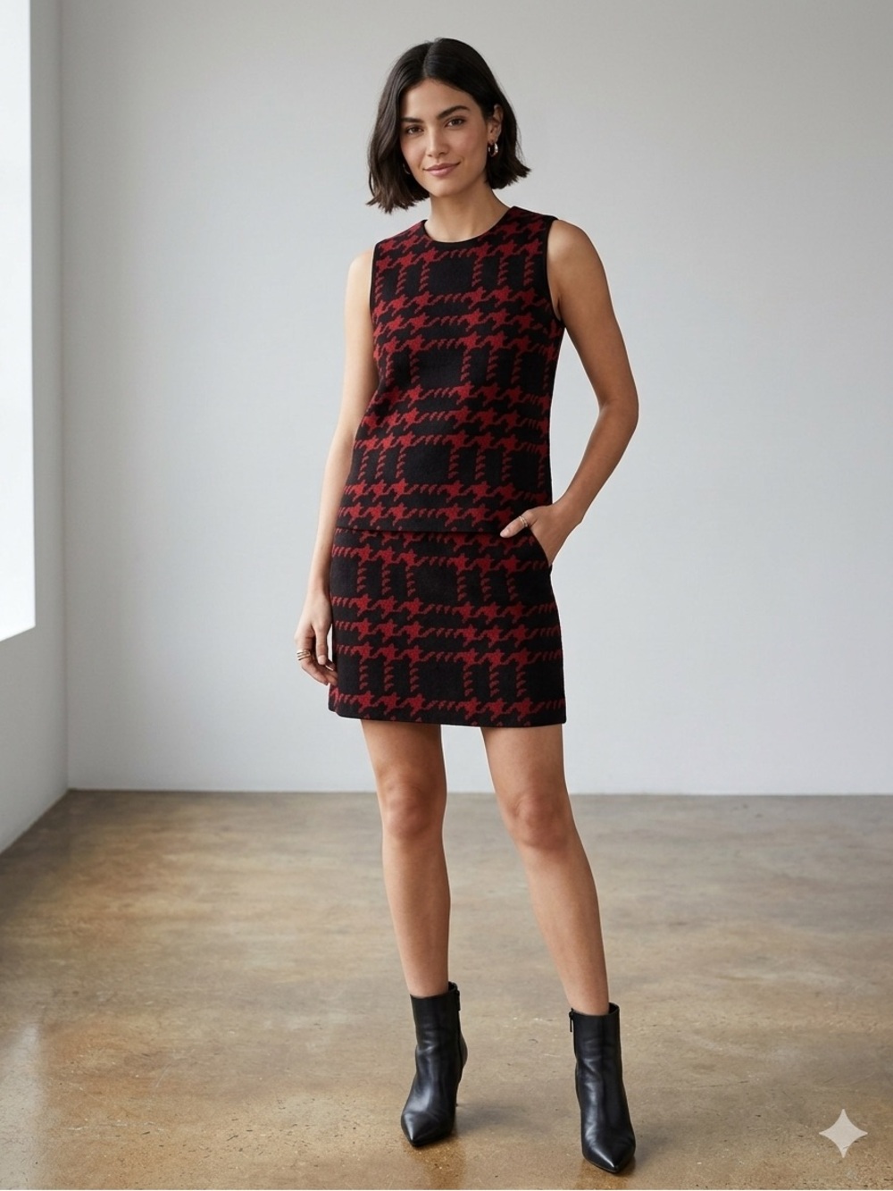 DIANE VON FURSTENBURG Vintage Red and Black Houndstooth 2-Piece Sleeveless Dress - Picture 9 of 9